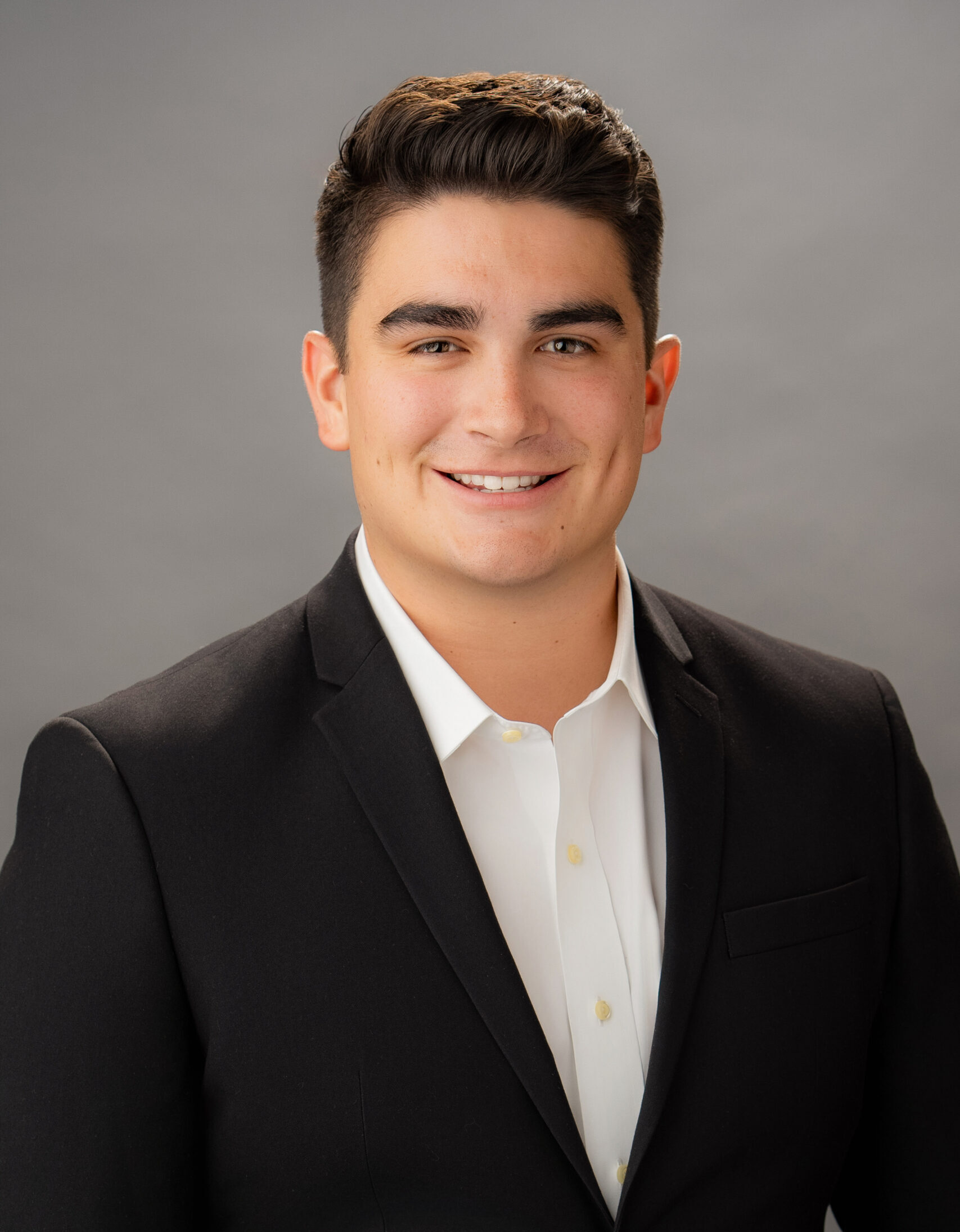 20241112 magarian headshots in studio